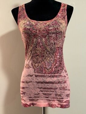 Fleurish Pink Paisley Scoop Neck Tank